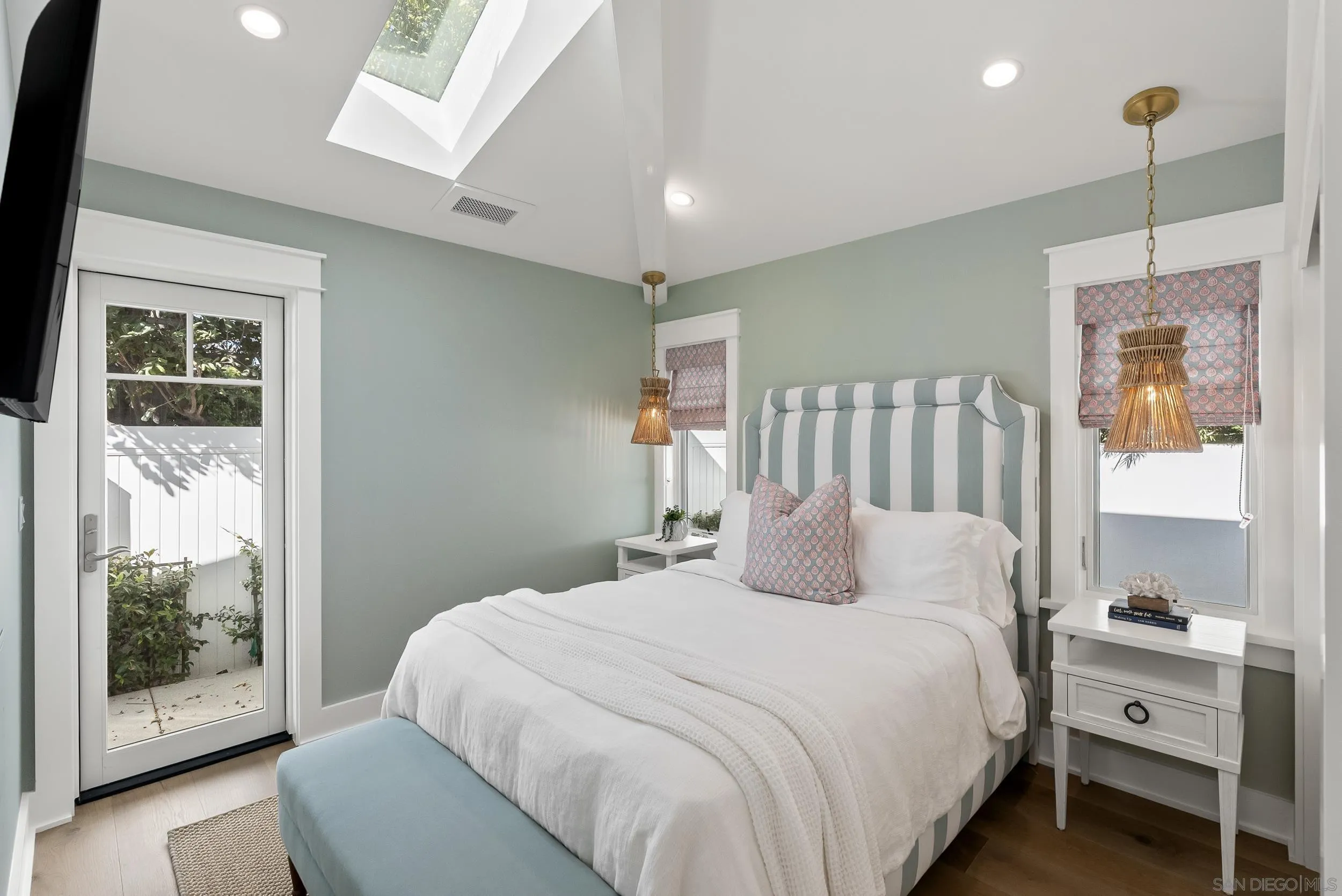 1057 Ocean Blvd, Coronado