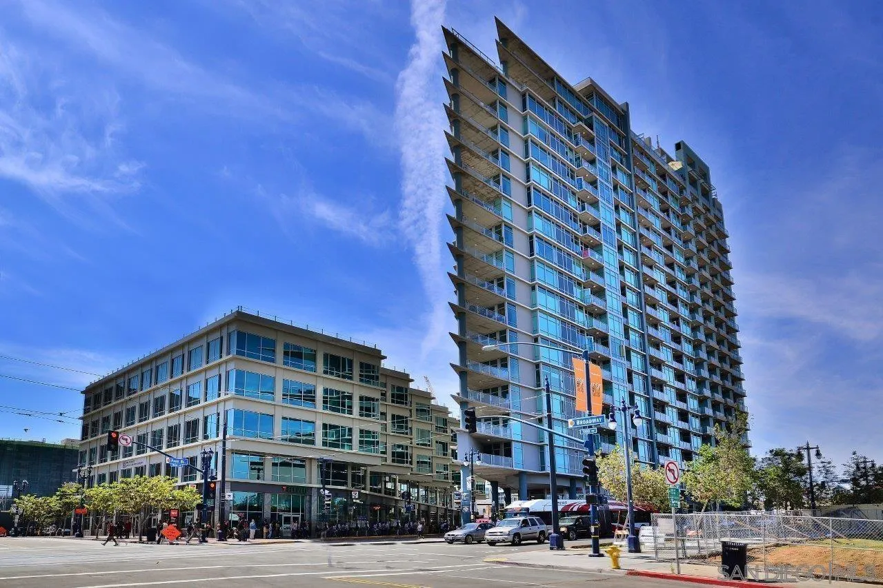 1080 Park Blvd Unit 916