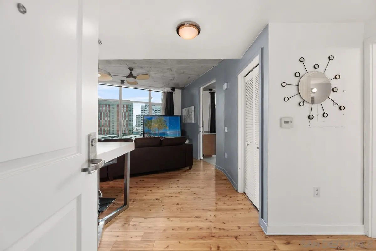 1080 Park Blvd Unit 916