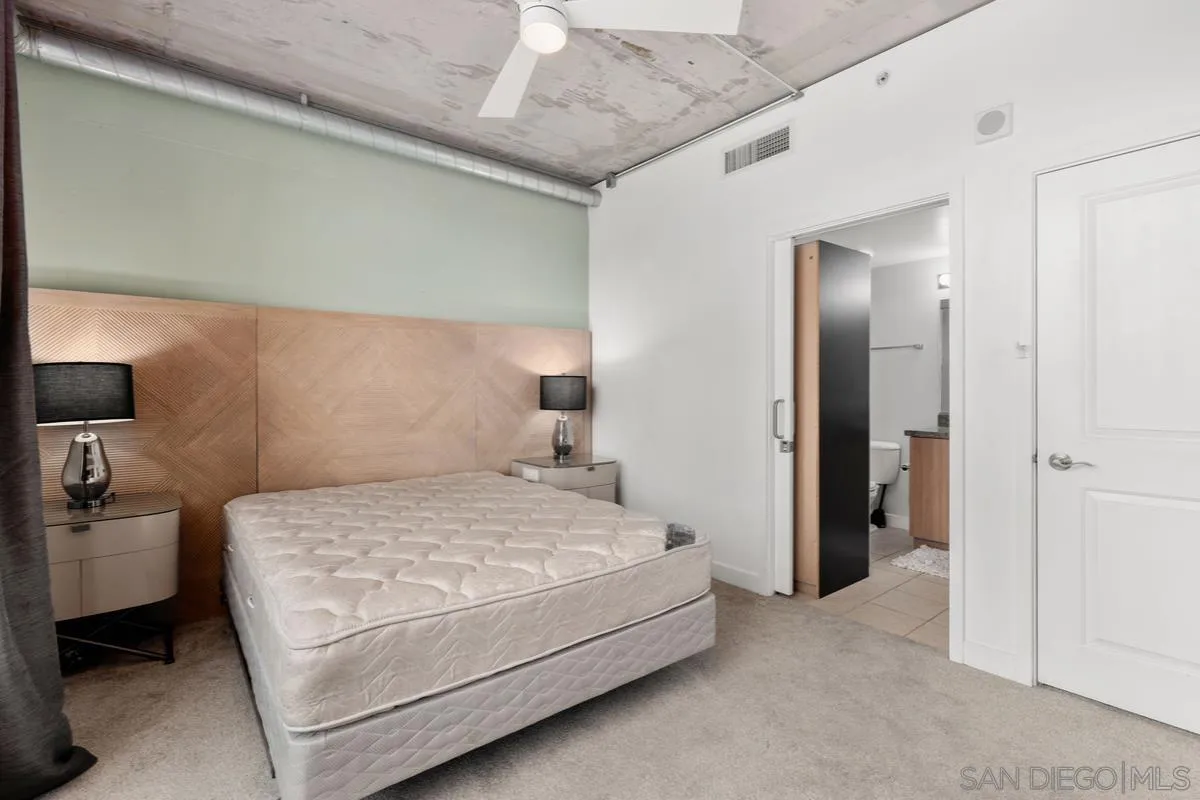 1080 Park Blvd Unit 916