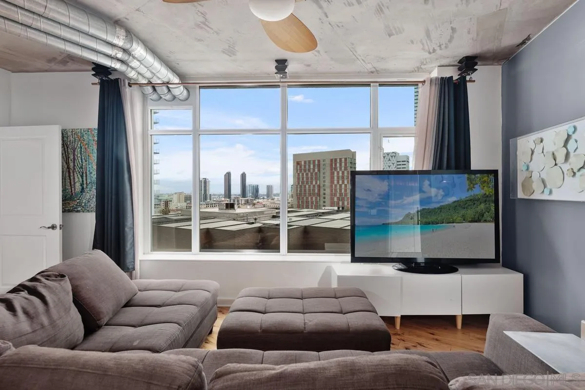 1080 Park Blvd Unit 916