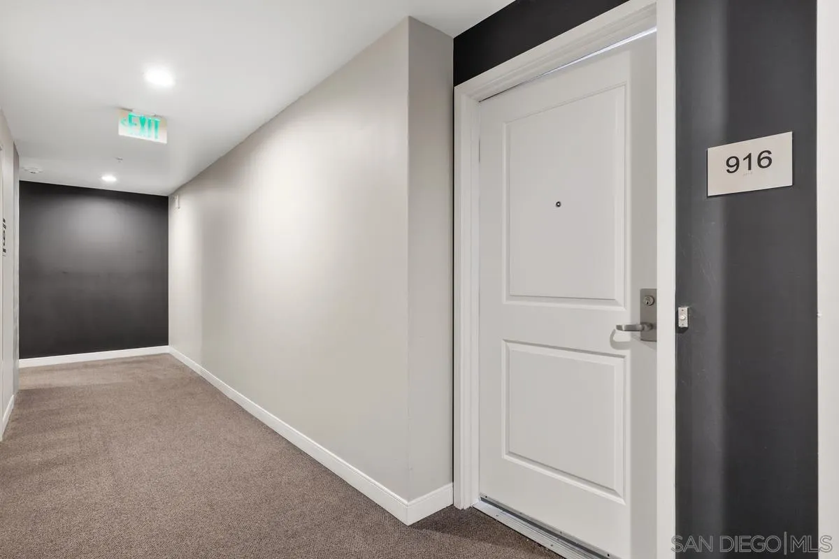 1080 Park Blvd Unit 916