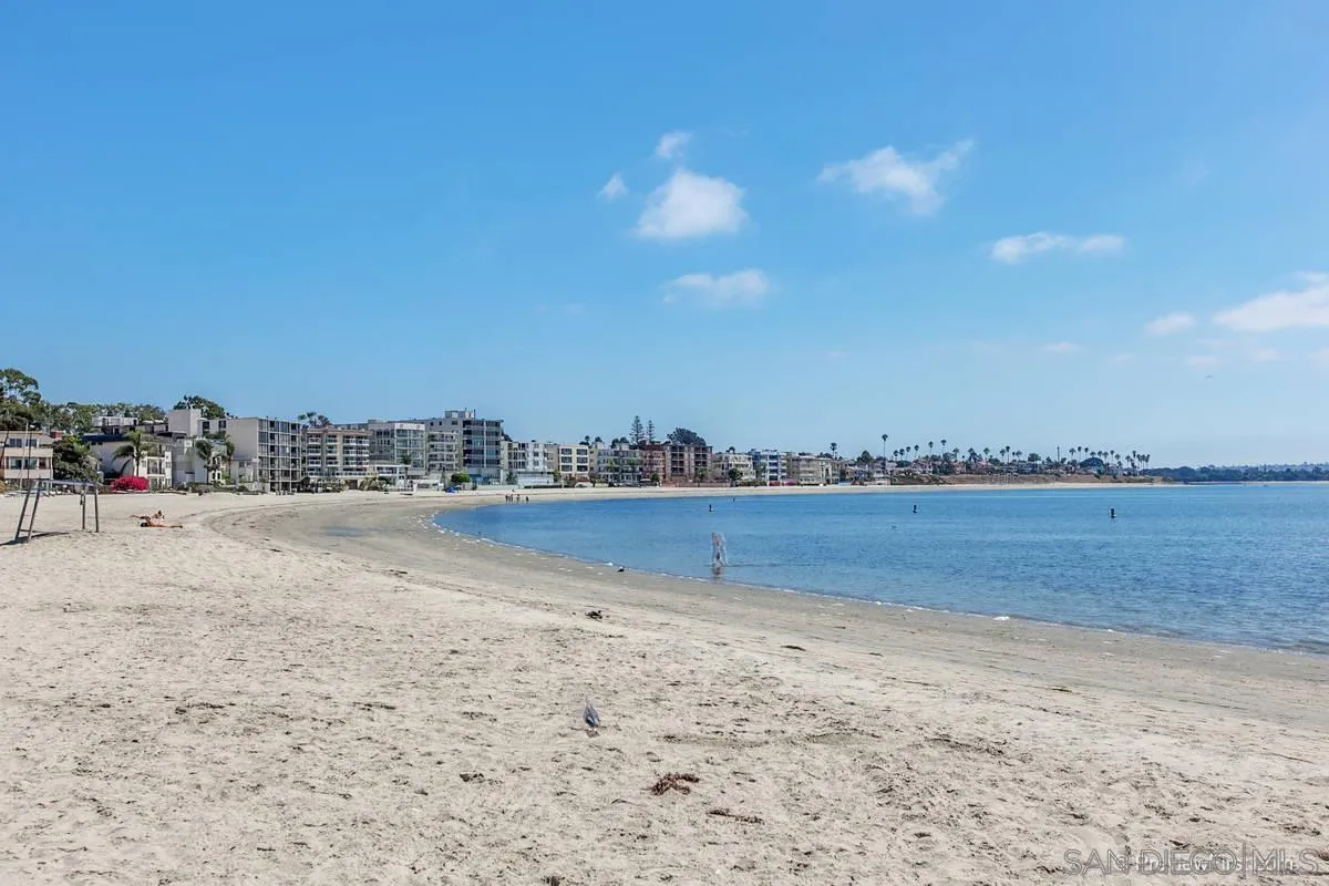 4647 Pico Street Unit 205