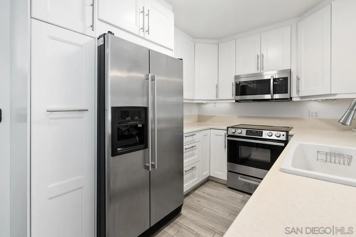 4647 Pico Street Unit 205