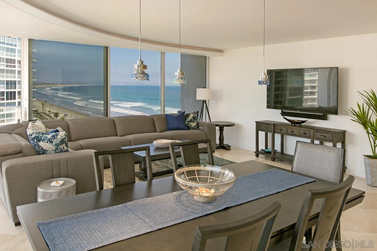 1760 Avenida Del Mundo Unit 1109