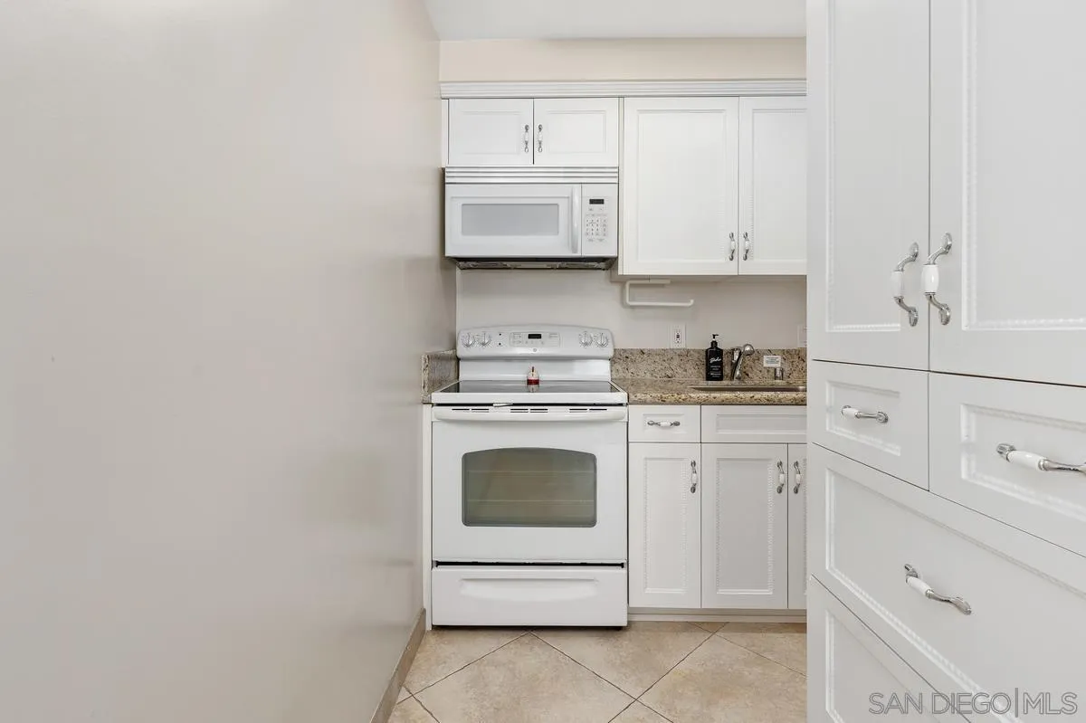 1720 Avenida Del Mundo Unit 1501