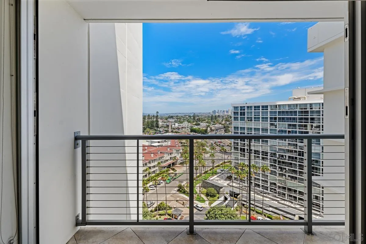 1720 Avenida Del Mundo Unit 1501
