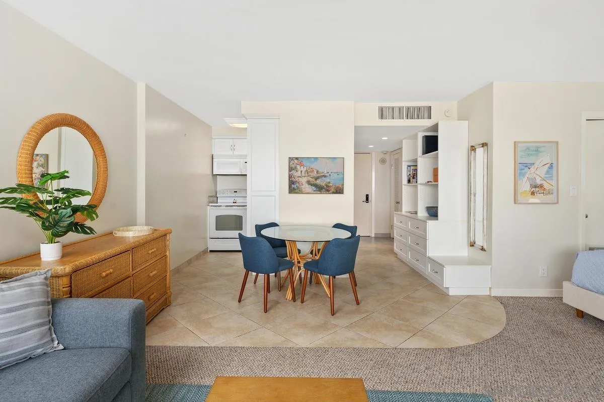 1720 Avenida Del Mundo Unit 1501