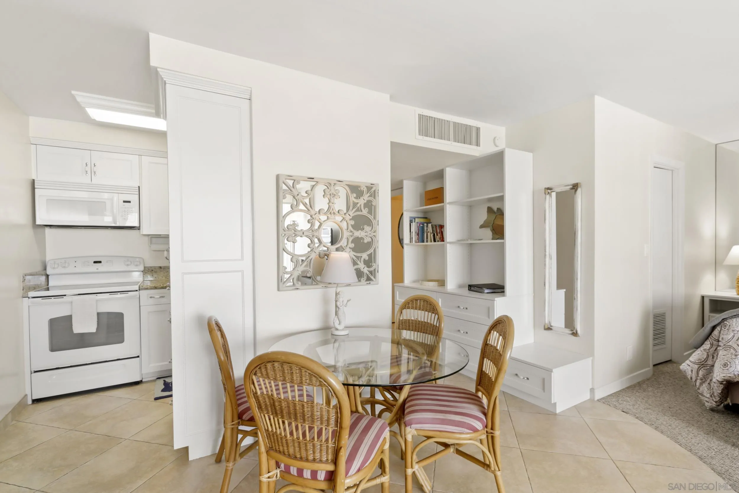 1720 Avenida Del Mundo Unit 1501