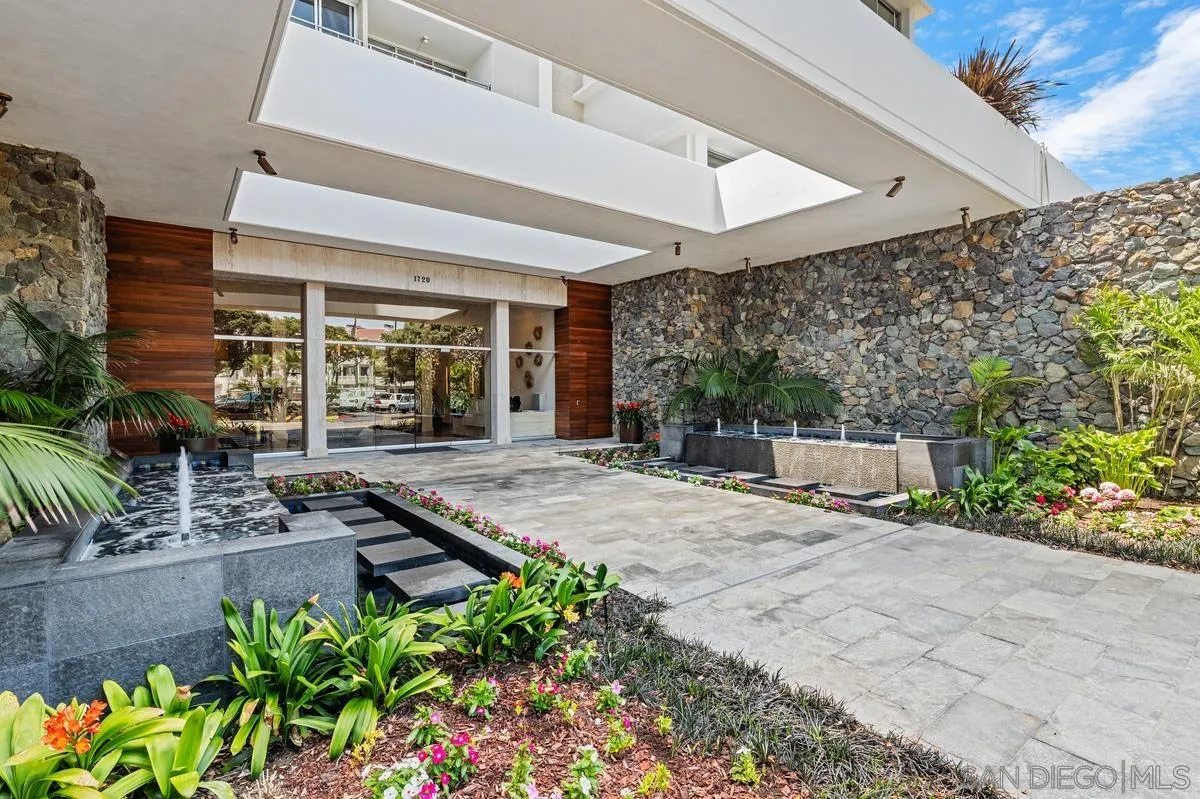 1720 Avenida Del Mundo Unit 1501