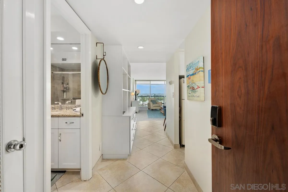 1720 Avenida Del Mundo Unit 1501