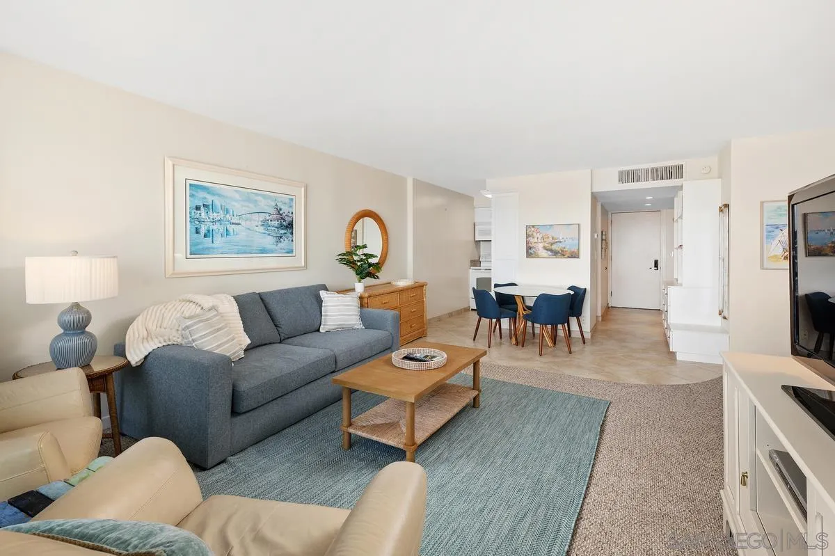 1720 Avenida Del Mundo Unit 1501