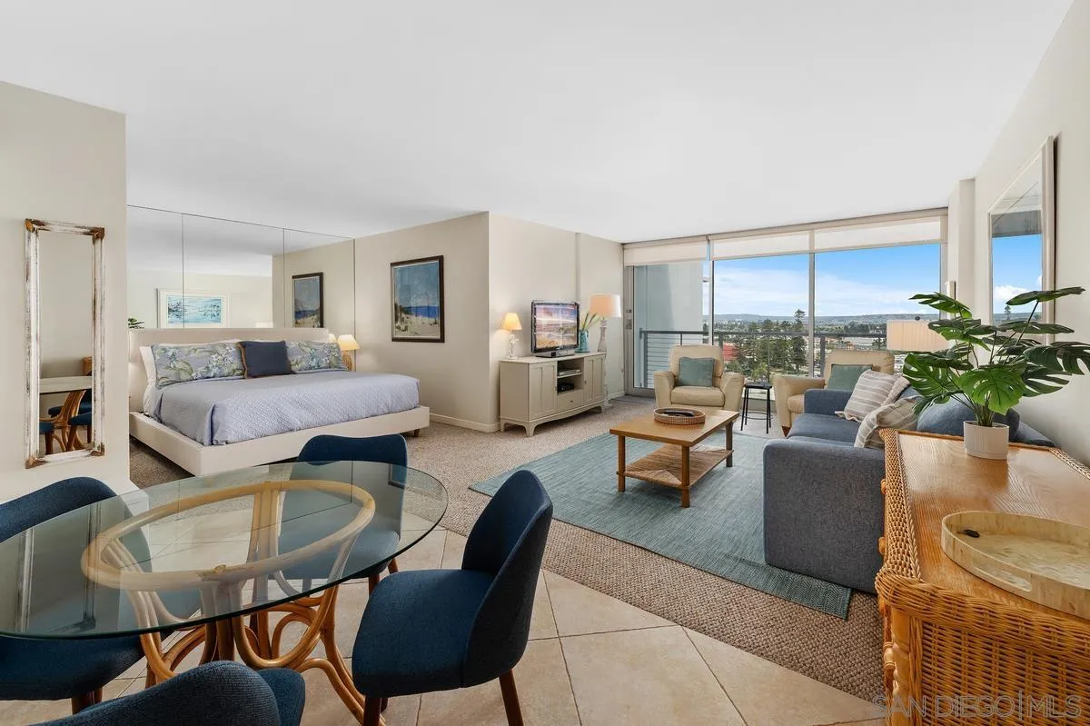 1720 Avenida Del Mundo Unit 1501