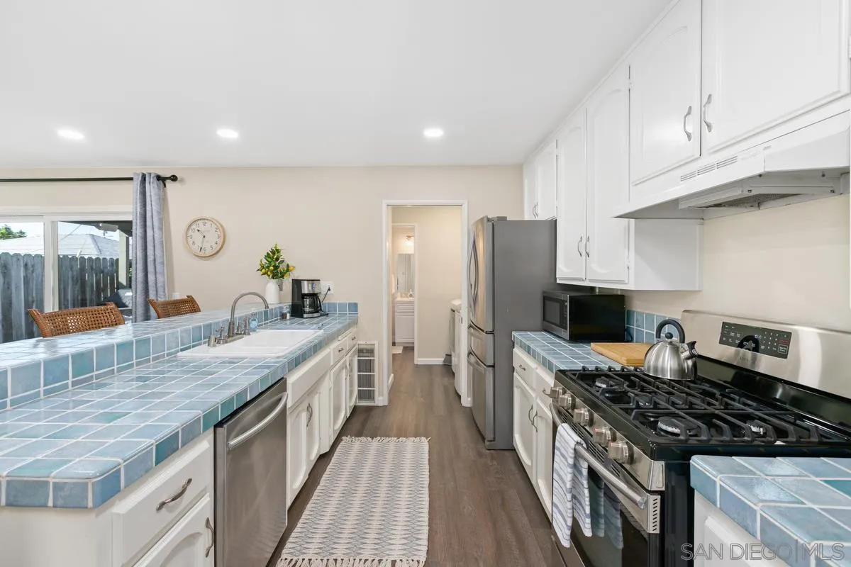 644 Silver Strand Blvd