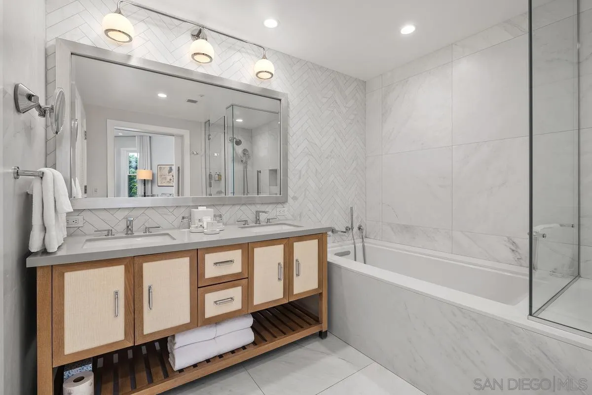 1500 Orange Ave Unit Residence 35
