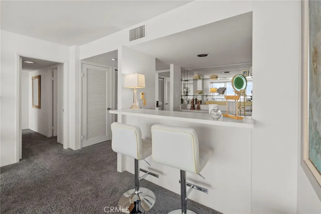 1720 Avenida Del Mundo Unit 805