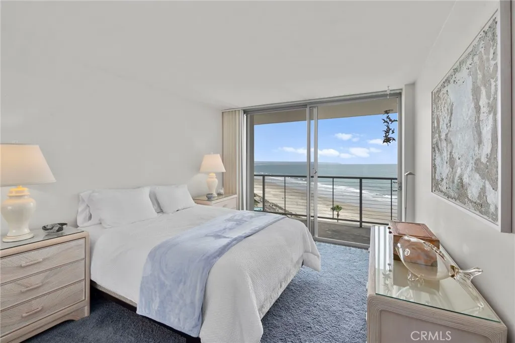 1720 Avenida Del Mundo Unit 805