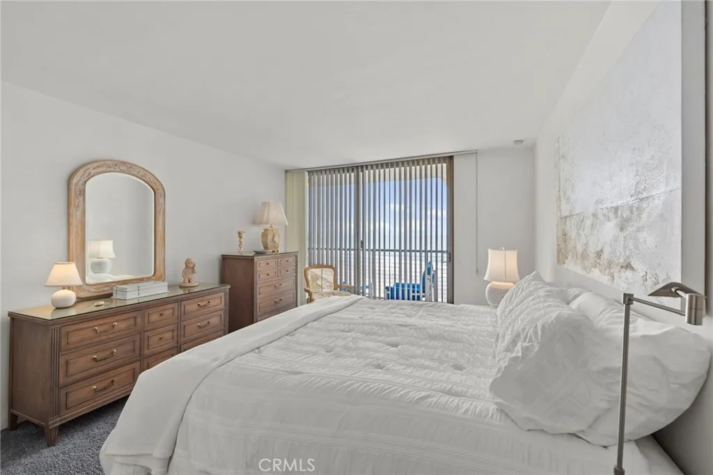 1720 Avenida Del Mundo Unit 805