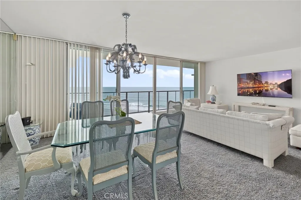 1720 Avenida Del Mundo Unit 805