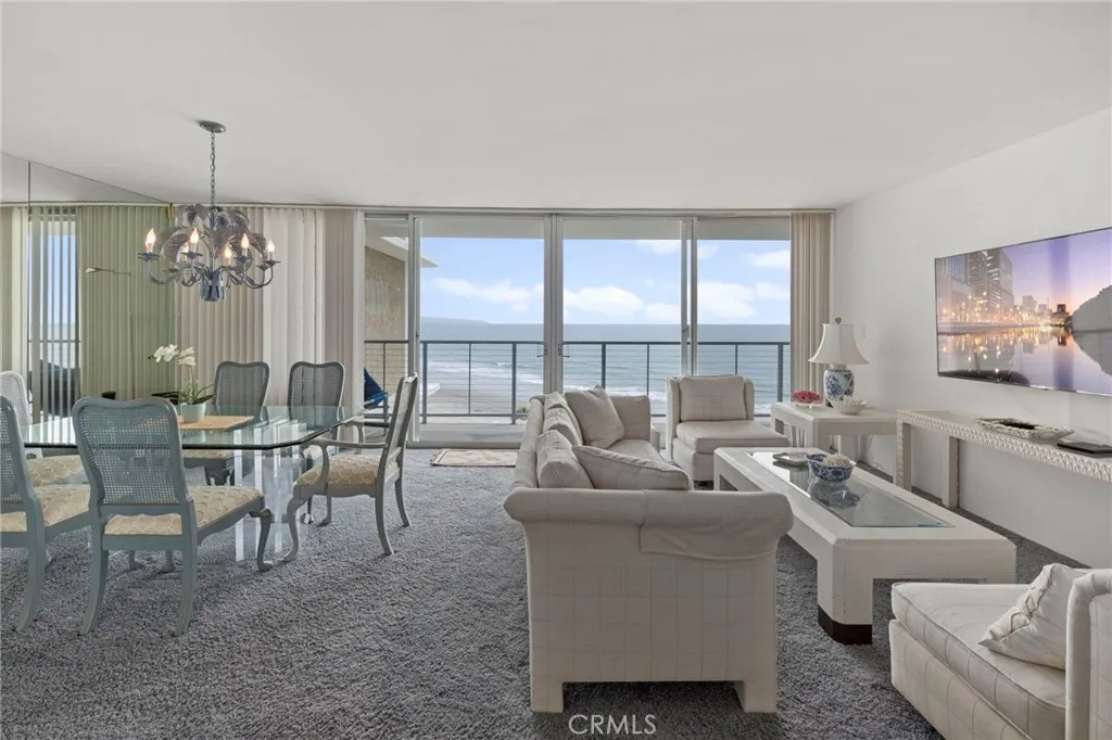 1720 Avenida Del Mundo Unit 805