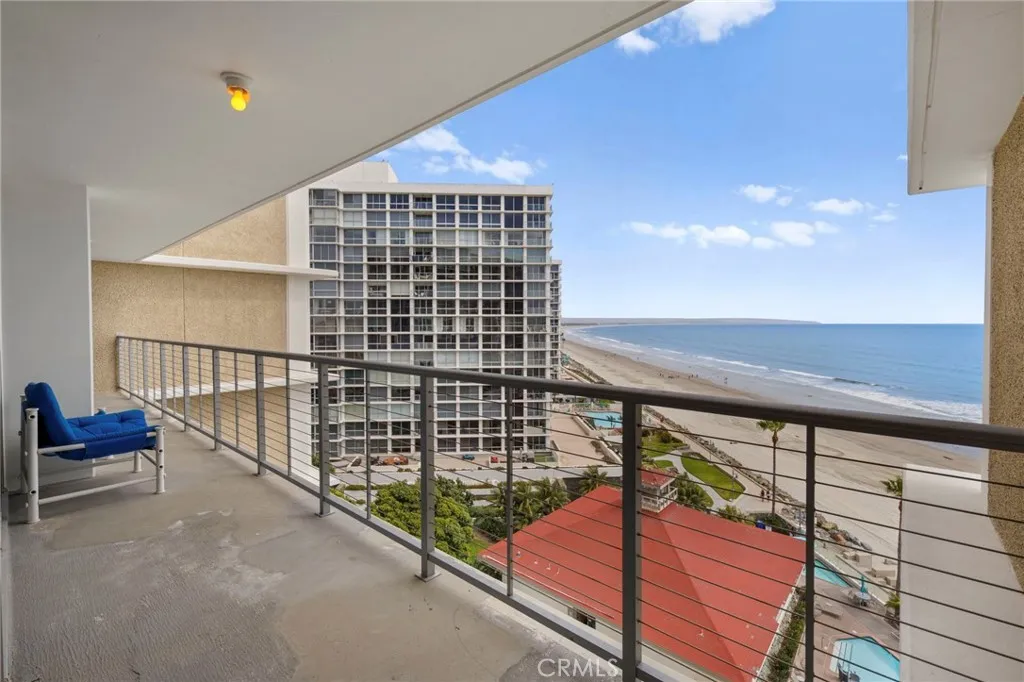 1720 Avenida Del Mundo Unit 805