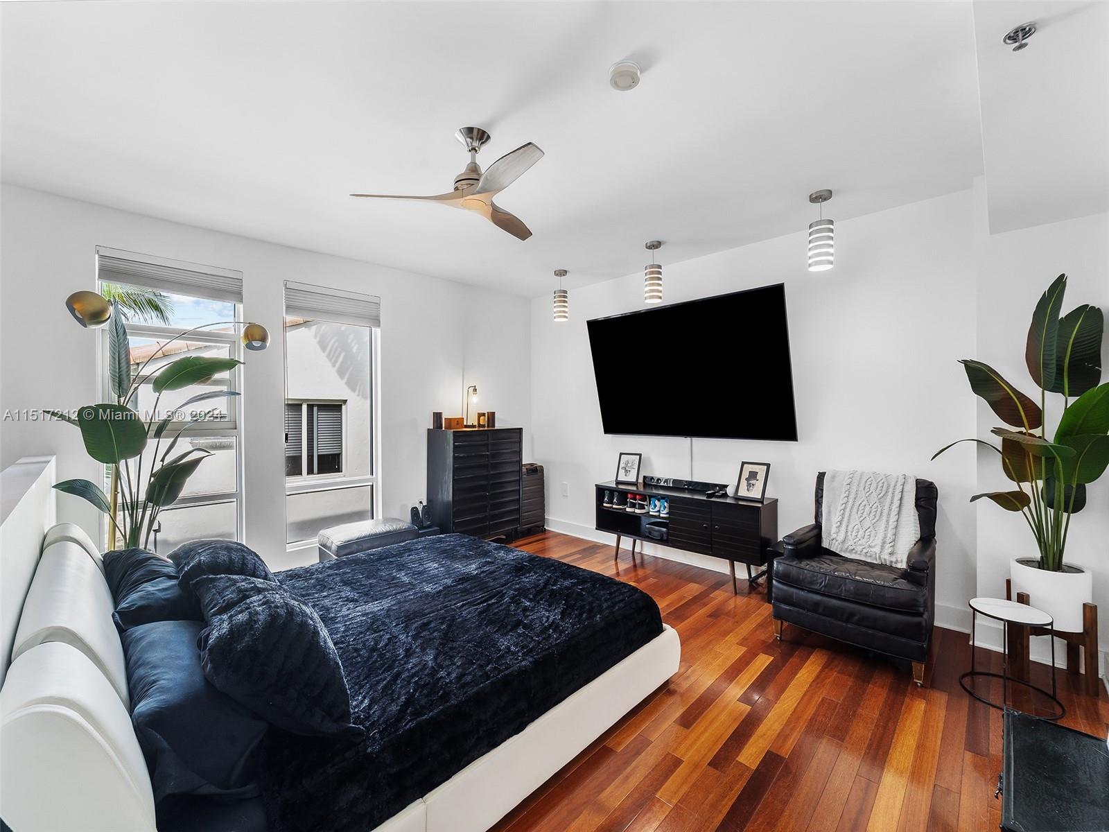 1545 Jefferson Ave Unit: 102