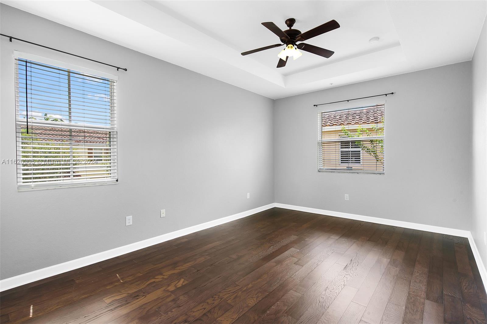 12430 Emerald Creek Mnr