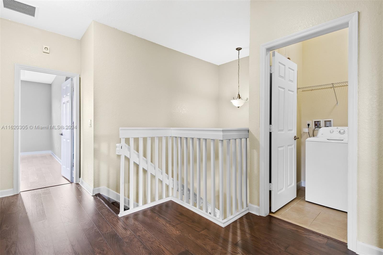 12430 Emerald Creek Mnr