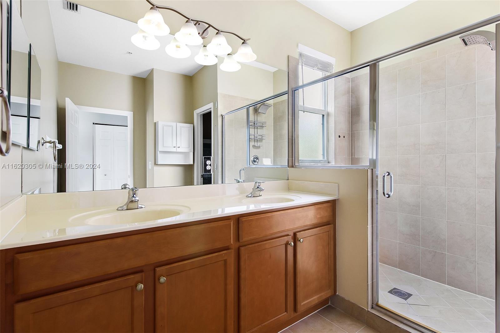 12430 Emerald Creek Mnr