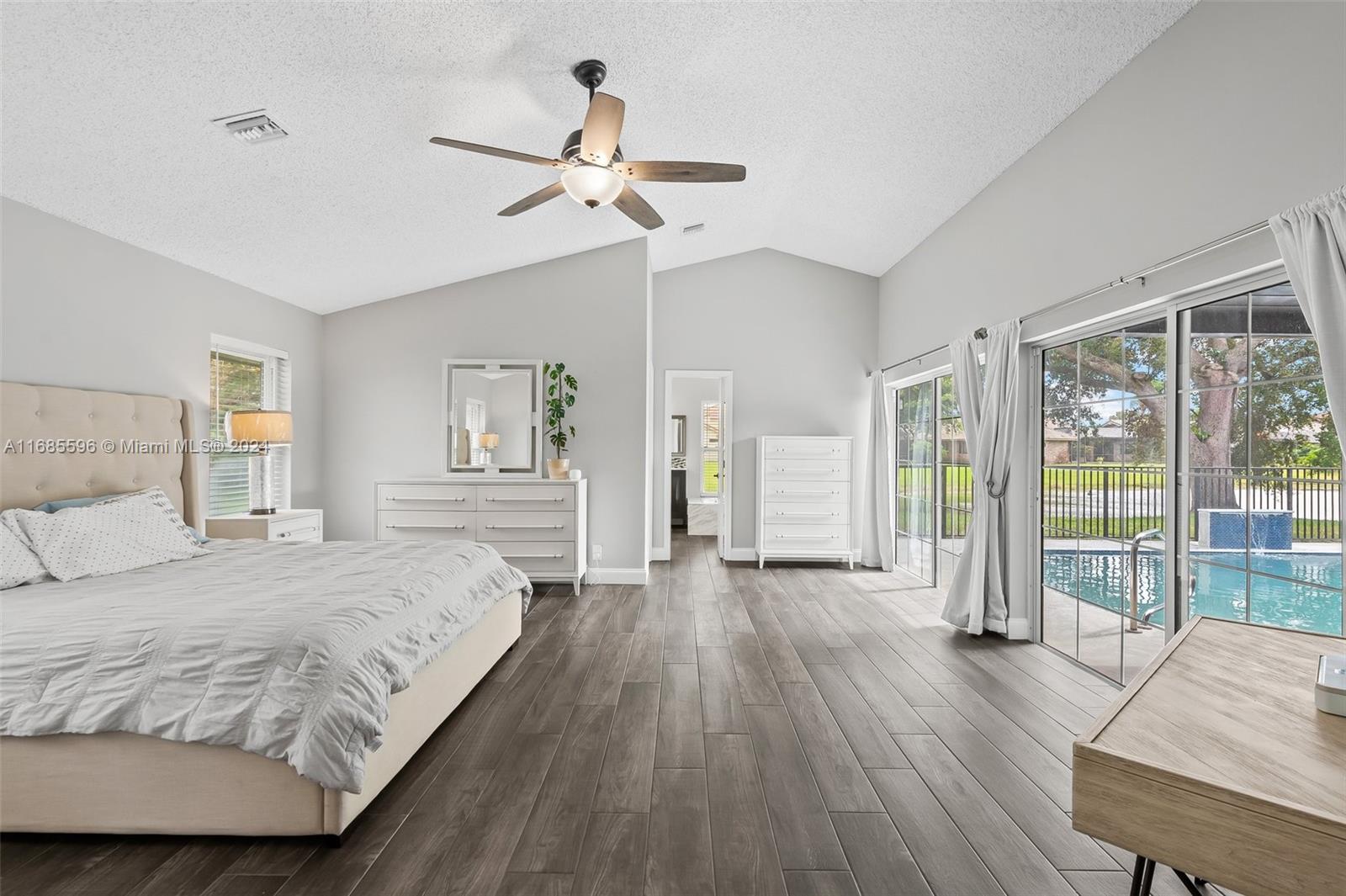 471 NW 113th Ave