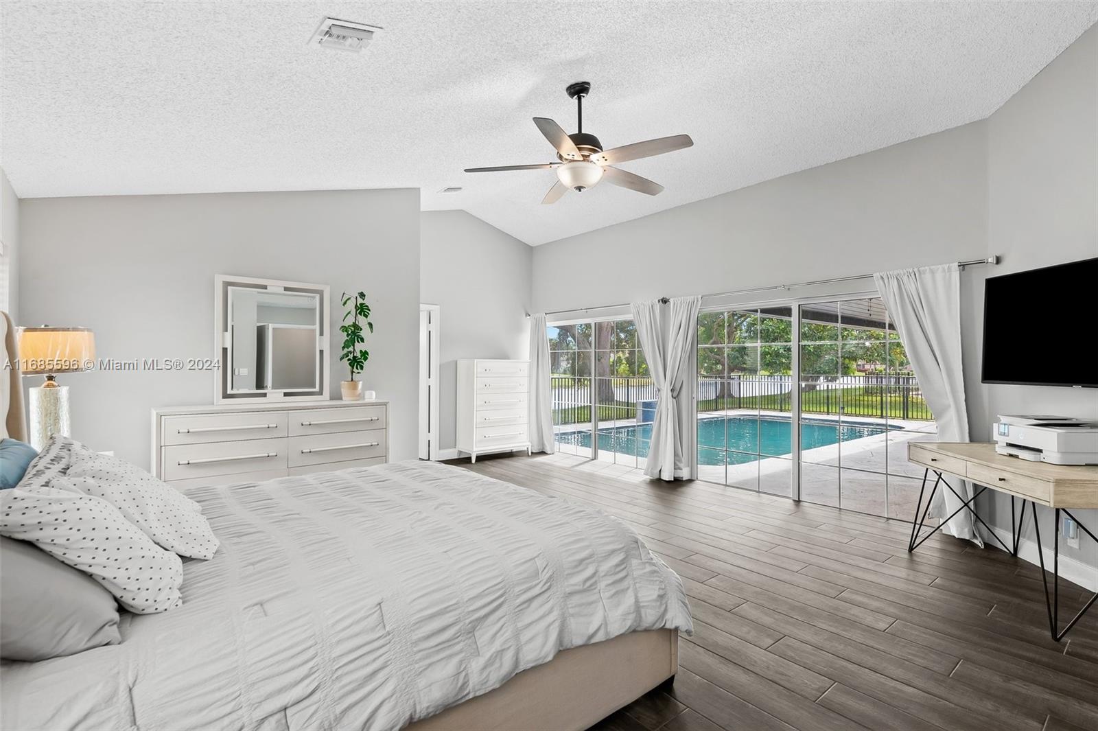 471 NW 113th Ave