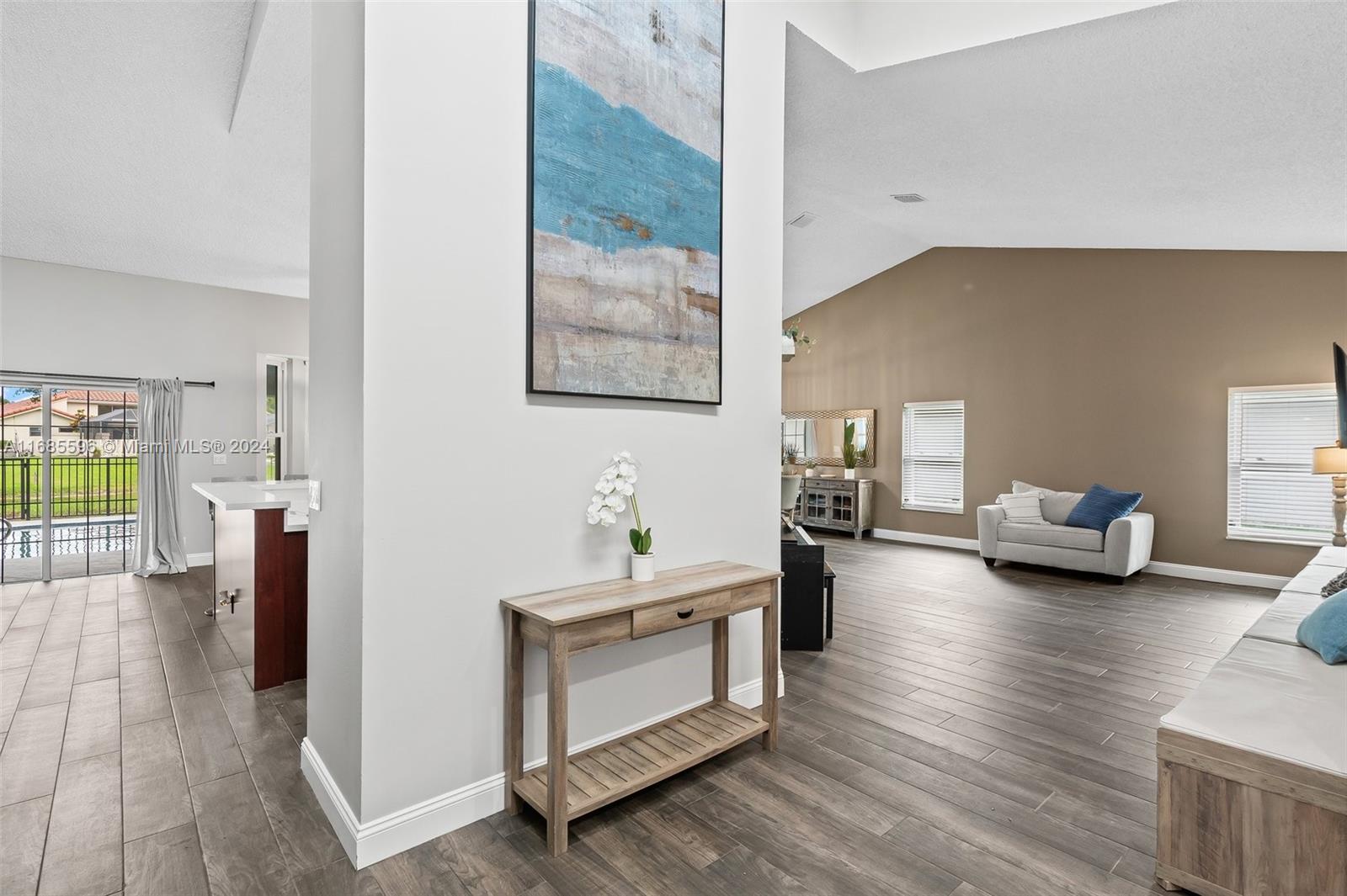 471 NW 113th Ave