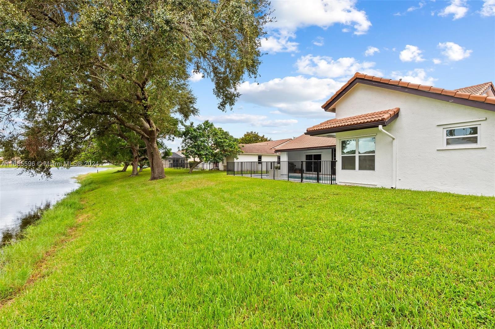 471 NW 113th Ave