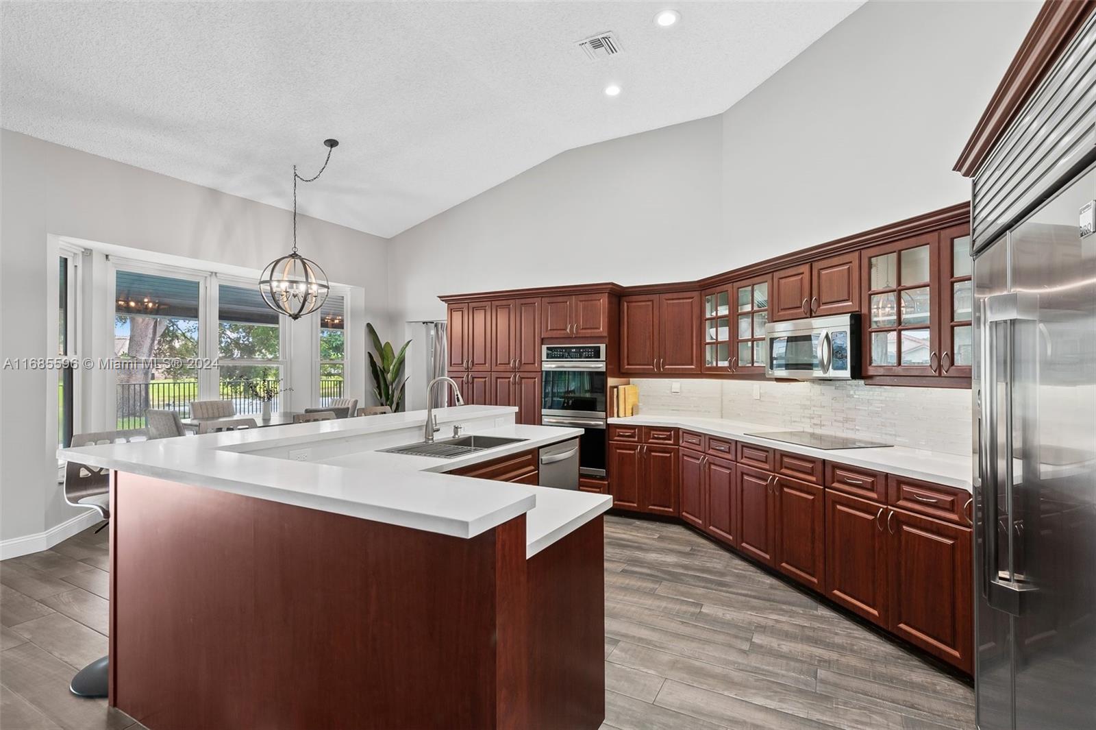 471 NW 113th Ave