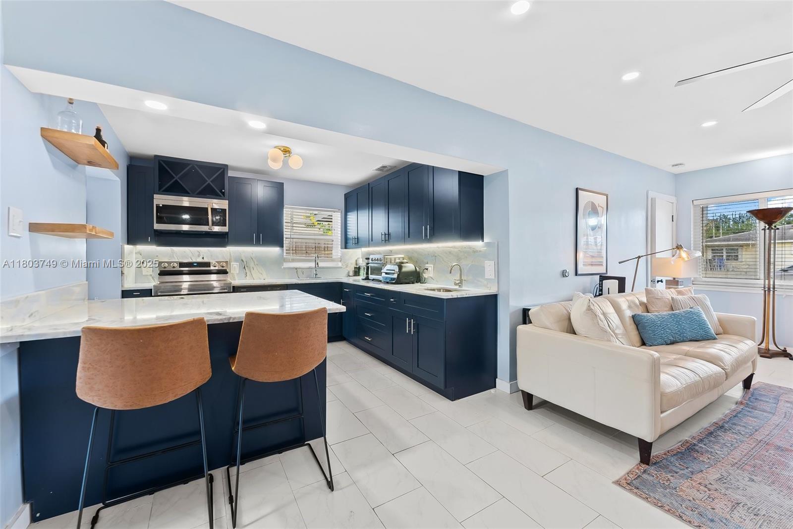 908 Citrus Isle