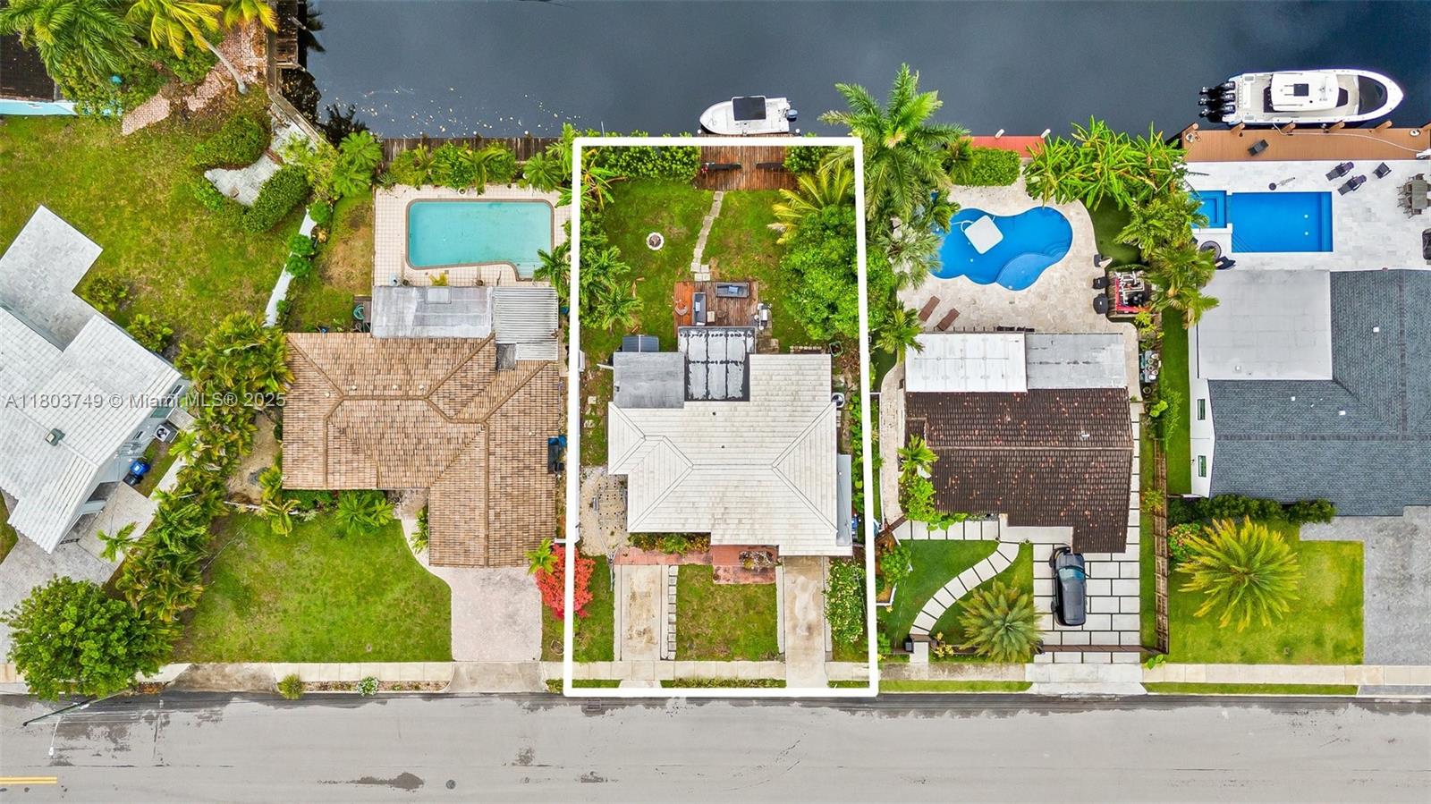908 Citrus Isle