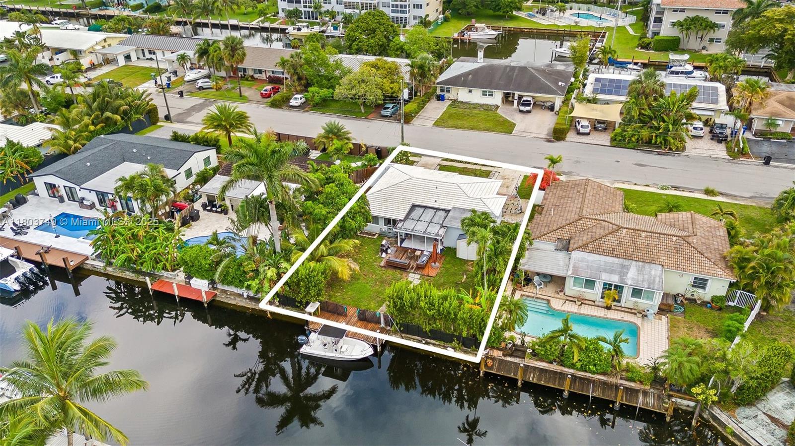 908 Citrus Isle