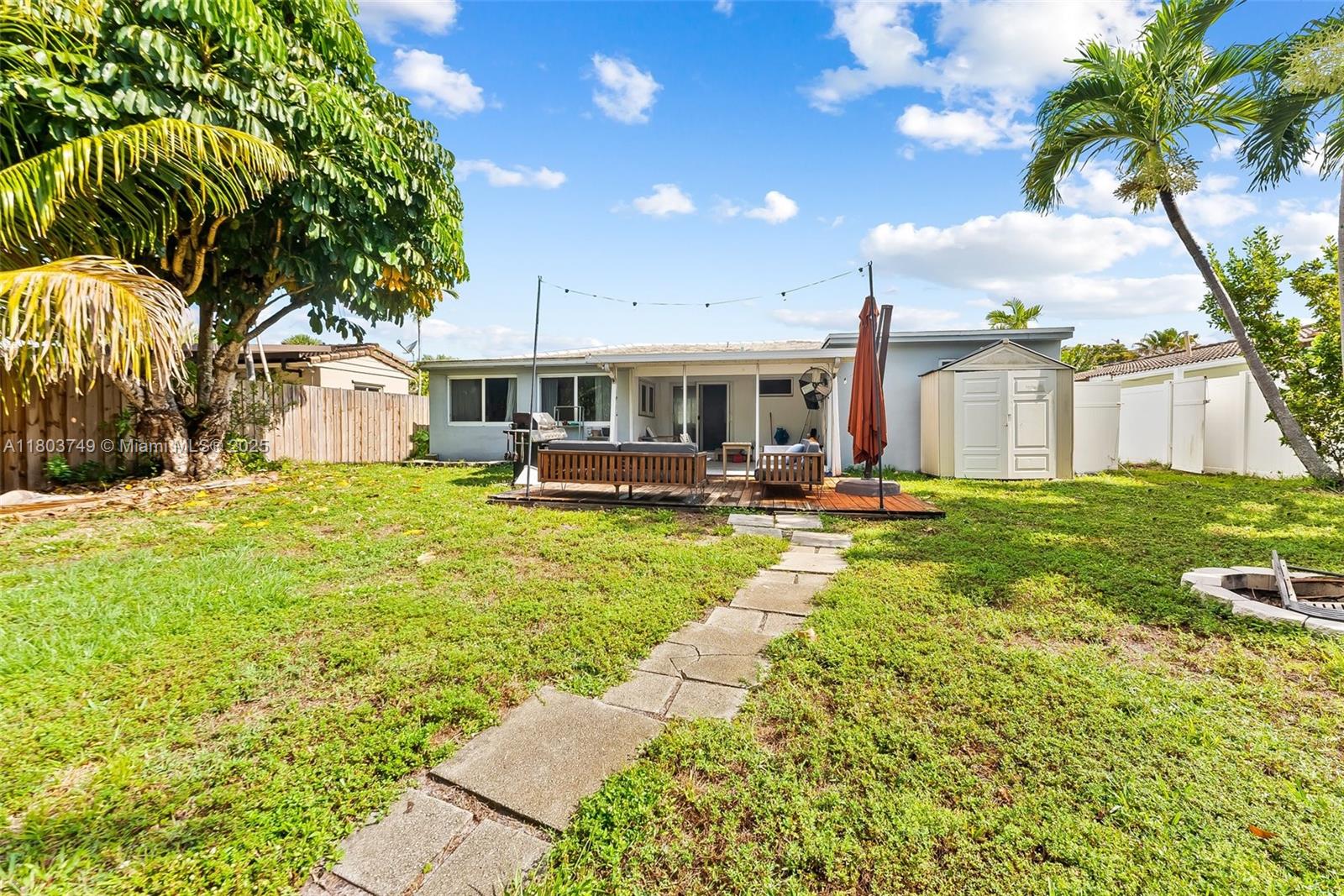 908 Citrus Isle