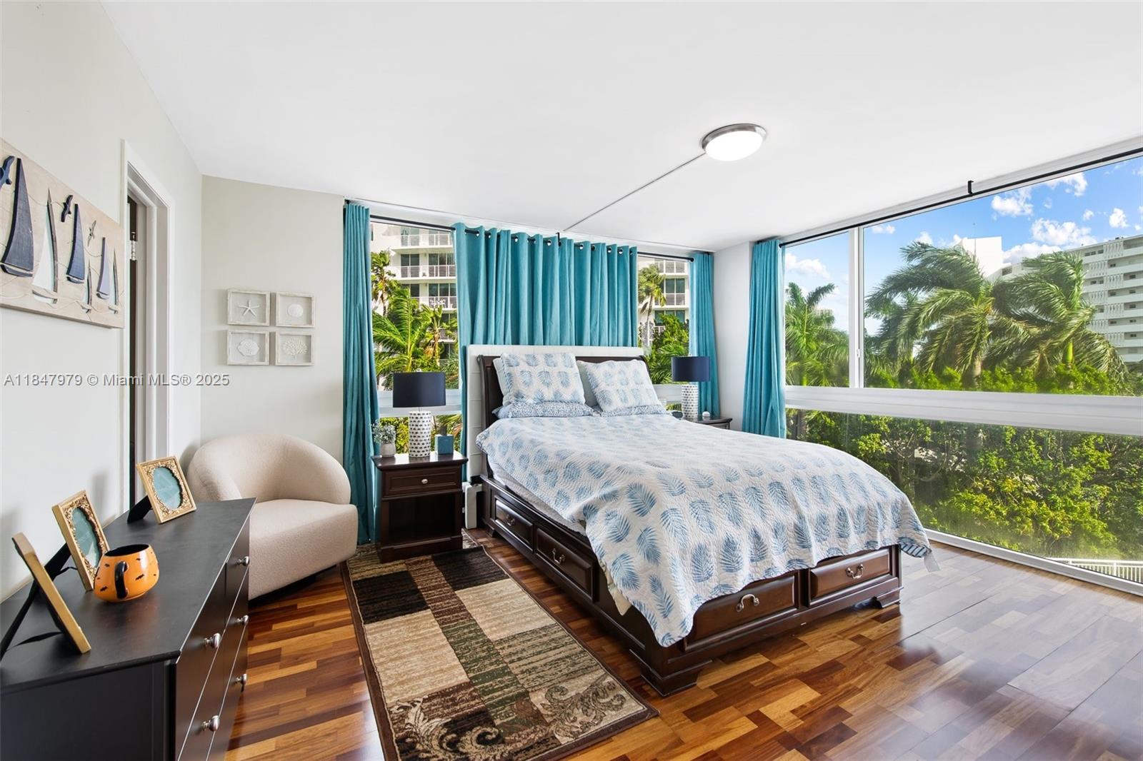 2715 N Ocean Blvd # 3A