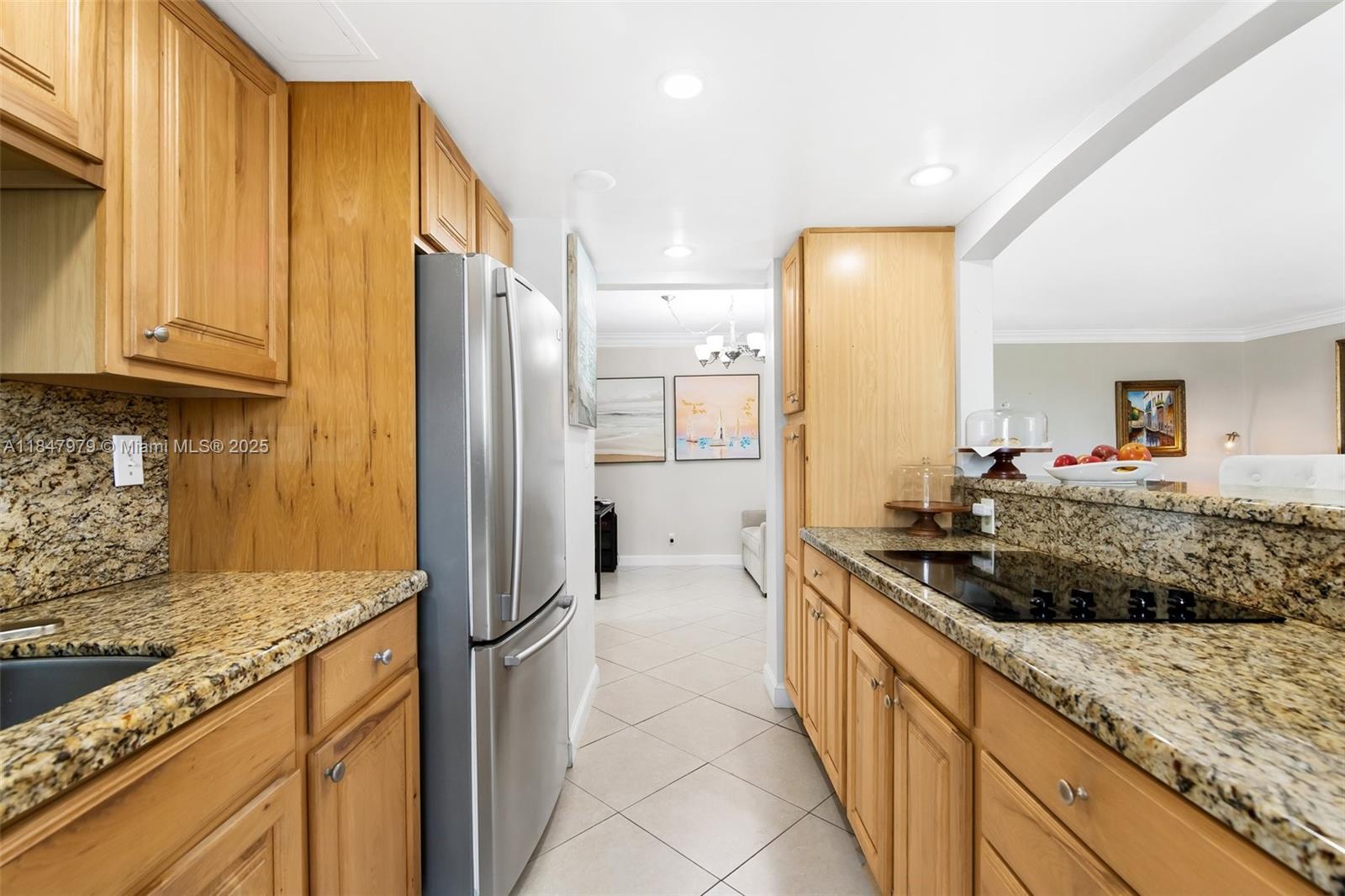 2715 N Ocean Blvd # 3A