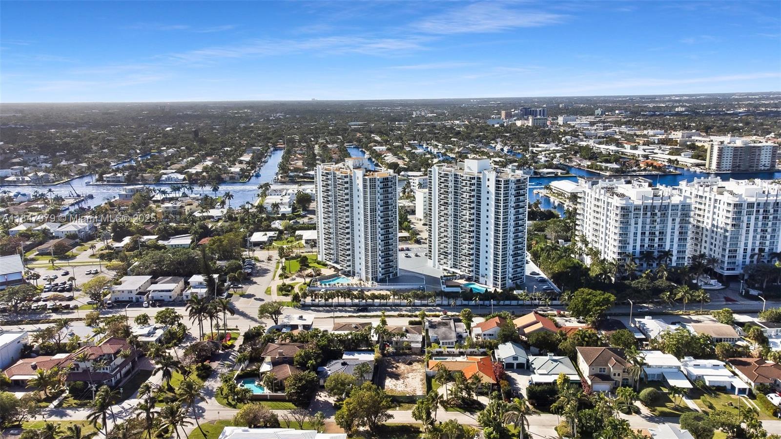 2715 N Ocean Blvd # 3A