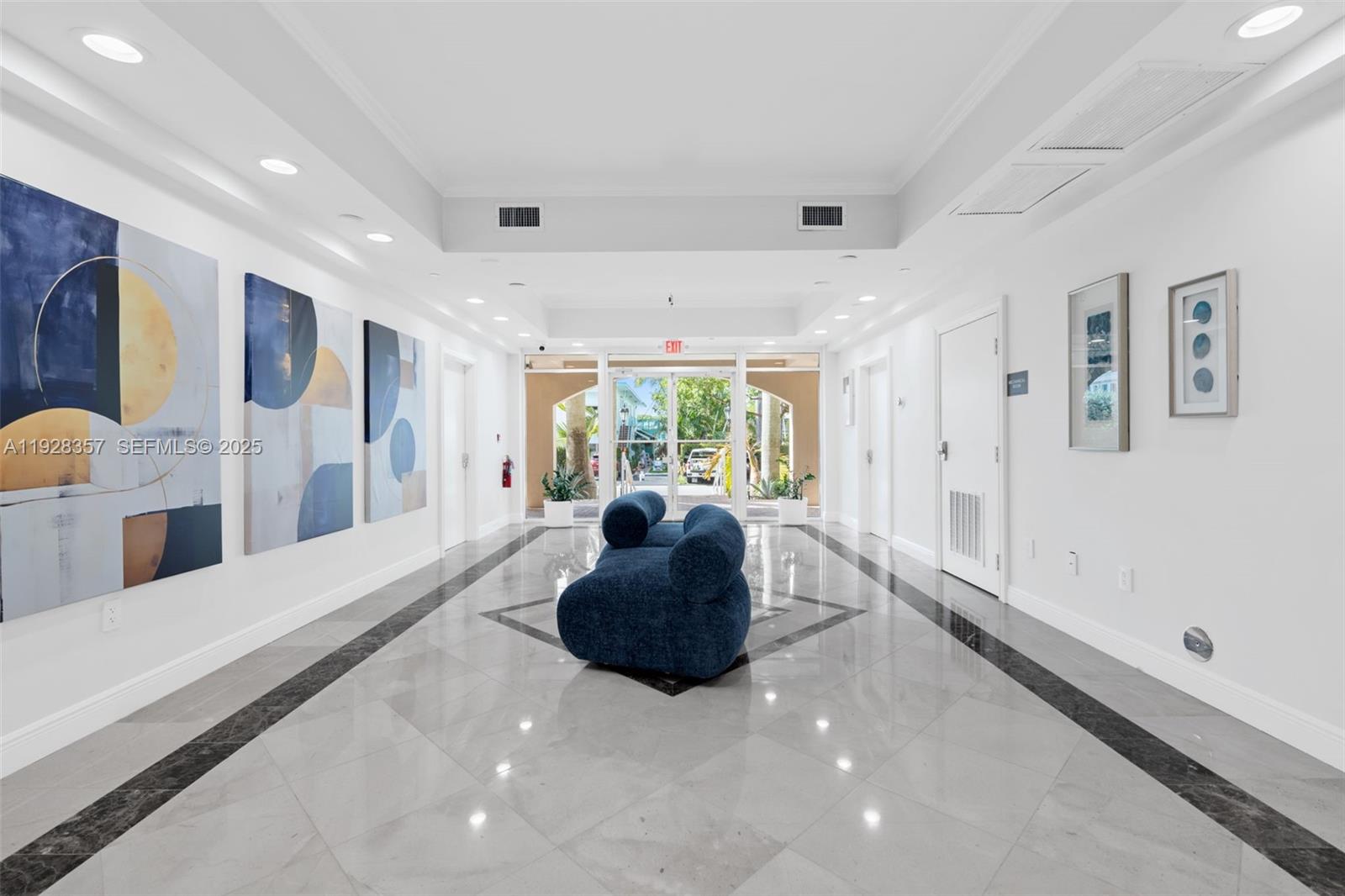 110 Hendricks Isle # 10