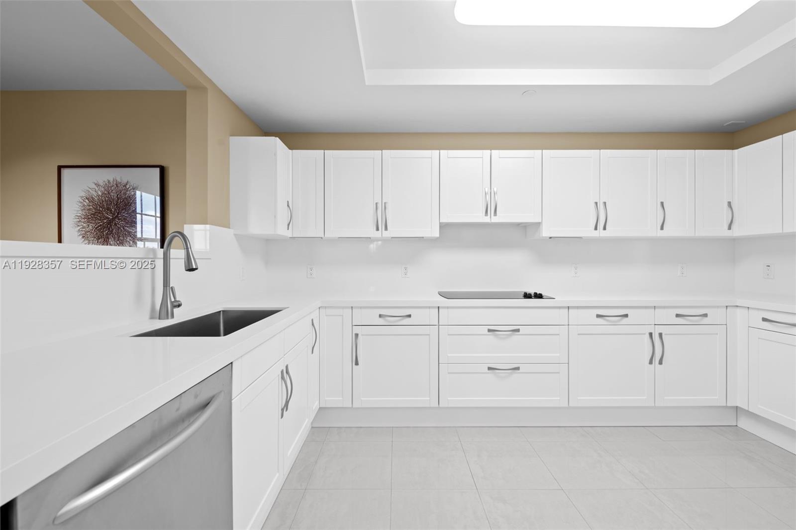 110 Hendricks Isle # 10