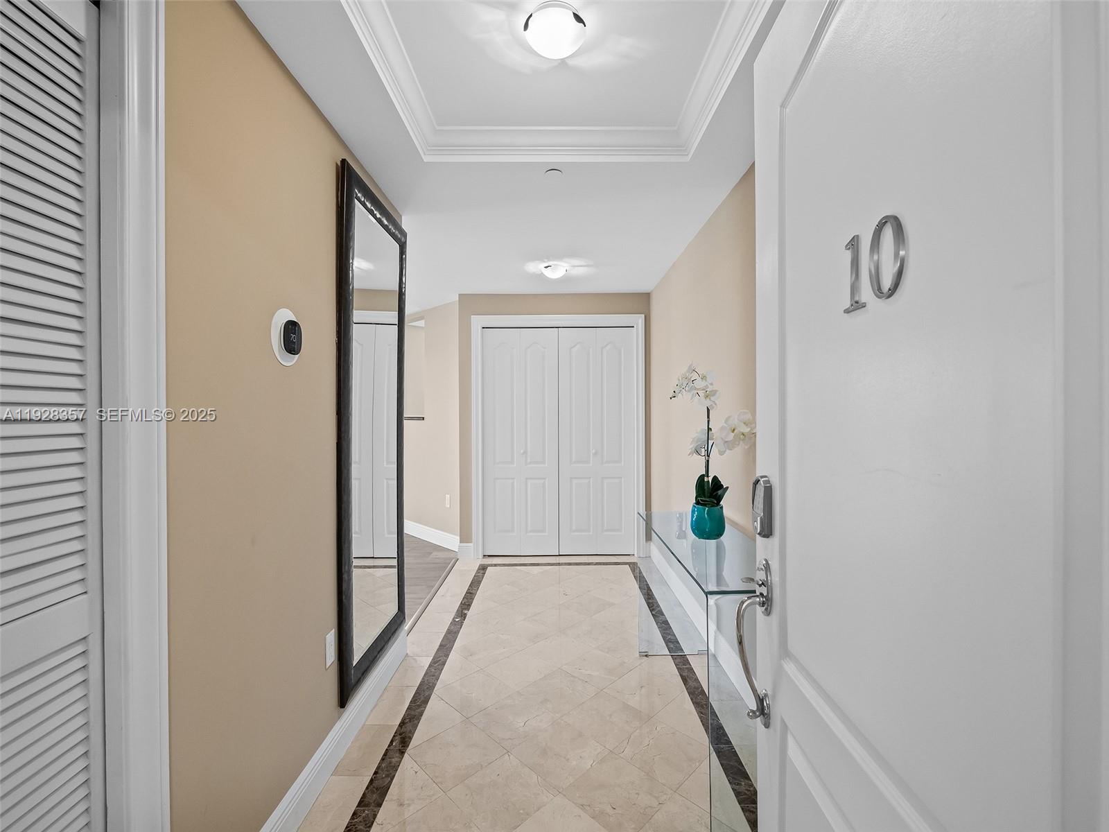 110 Hendricks Isle # 10