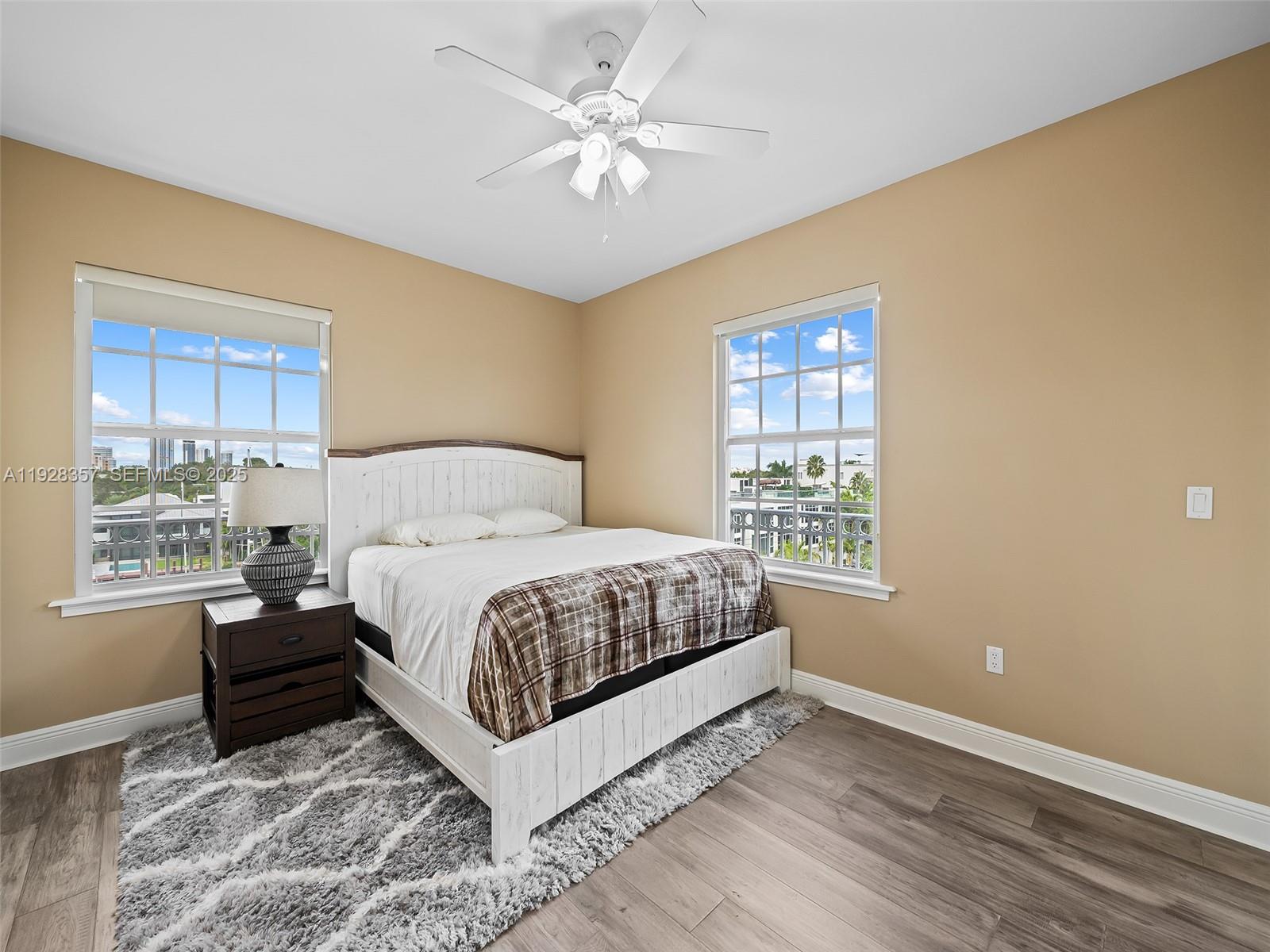 110 Hendricks Isle # 10