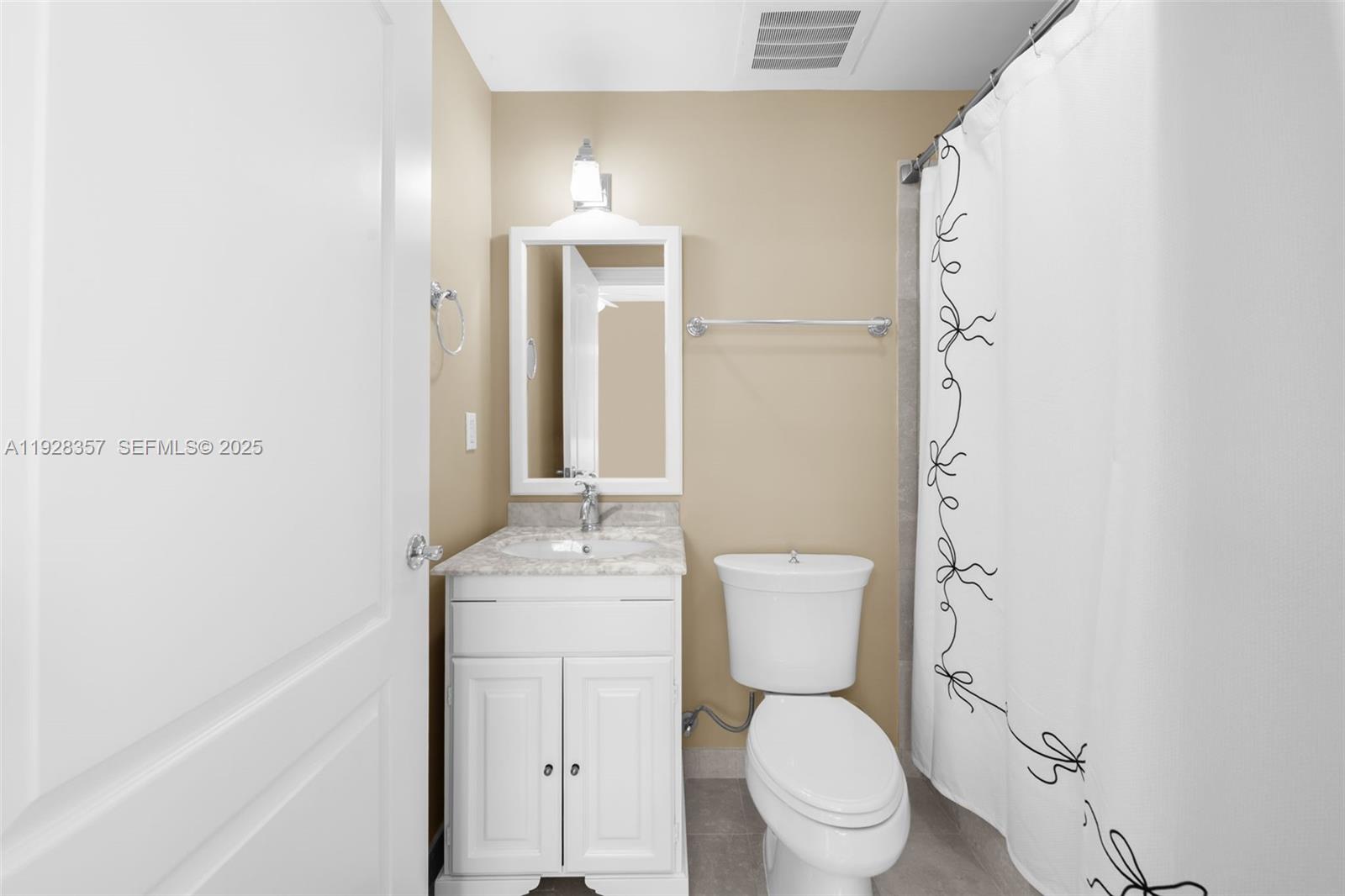 110 Hendricks Isle # 10