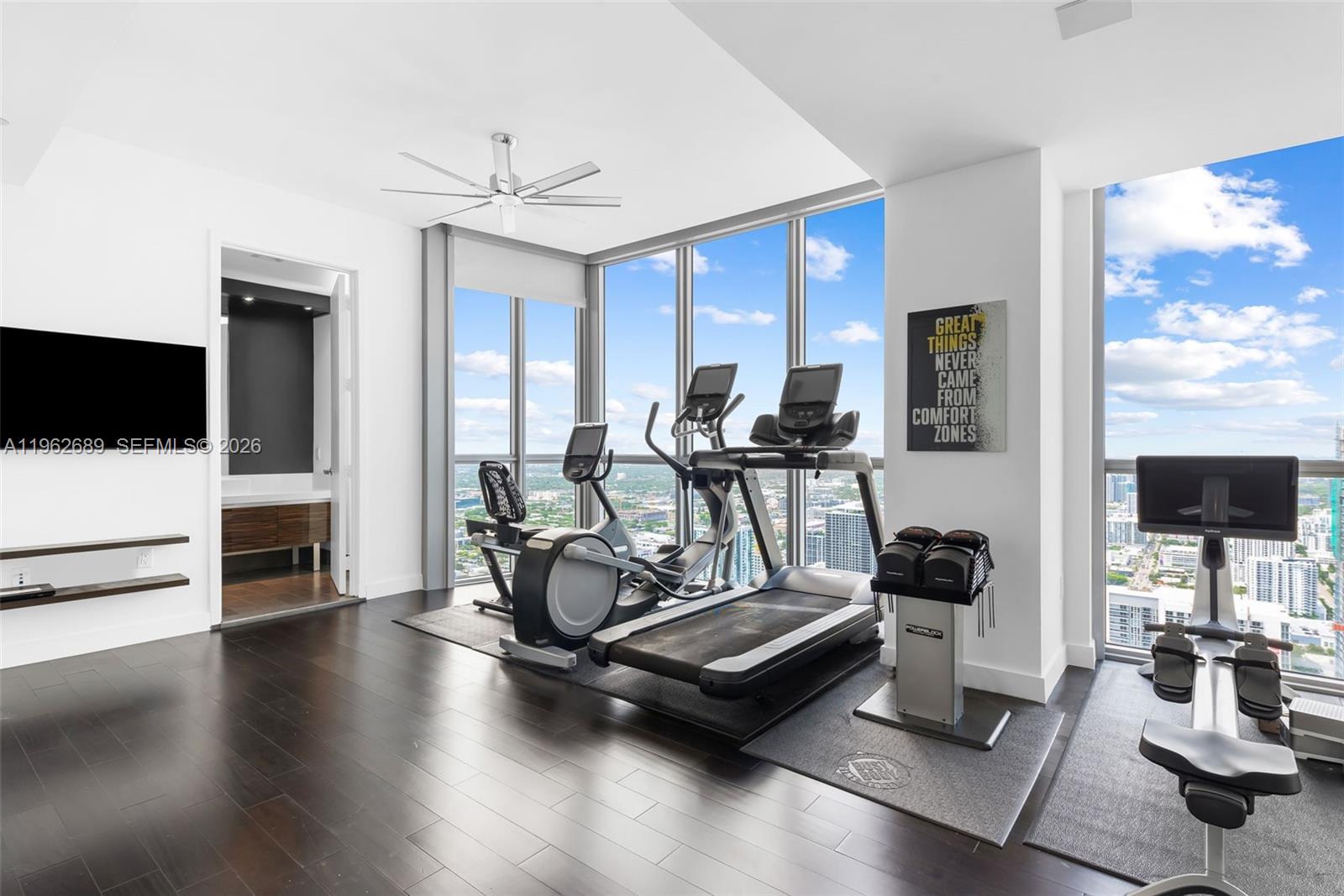 1100 Biscayne Blvd # 5706