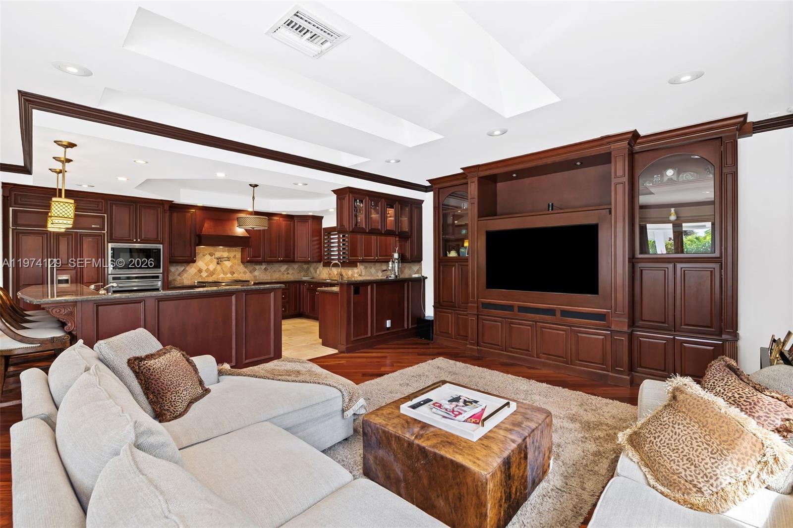 7372 Mahogany Bend Ct