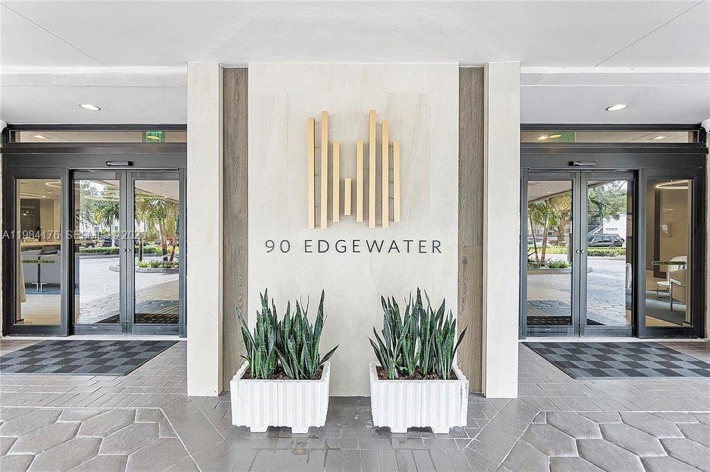 90 Edgewater Dr # 614