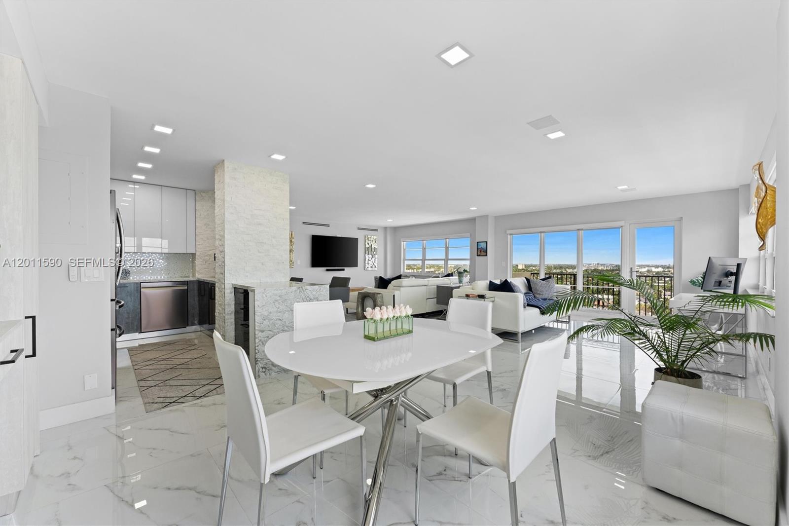340 Sunset Dr # 1810
